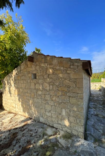 Moameth Monument in Alektora Village